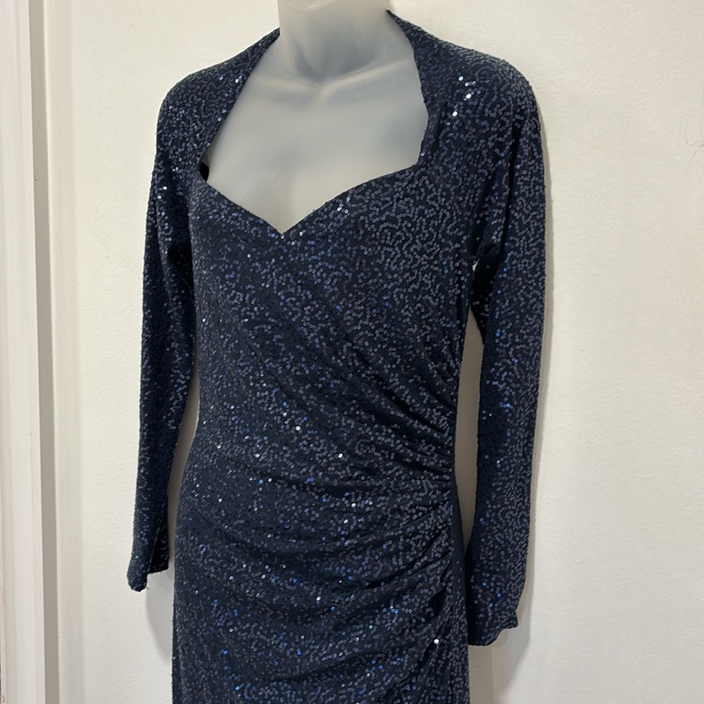 David Meister Dark Blue Sequin Full Length Long Sleeve Gown Size 8